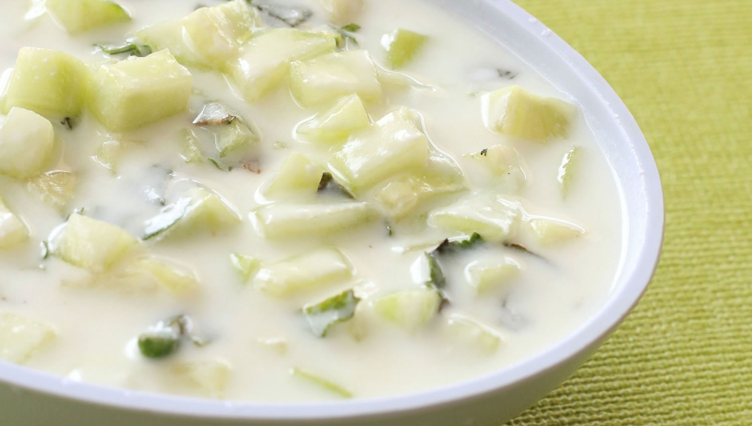 ensalada de pepino con yogur