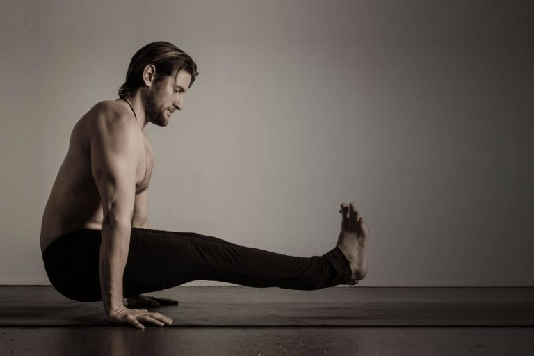 Cuatro asanas de fuerza