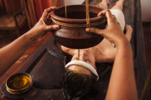 terapia shirodhara