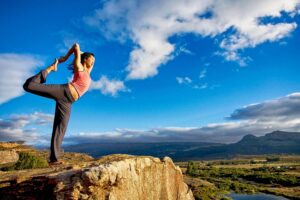 los yamas en el yoga