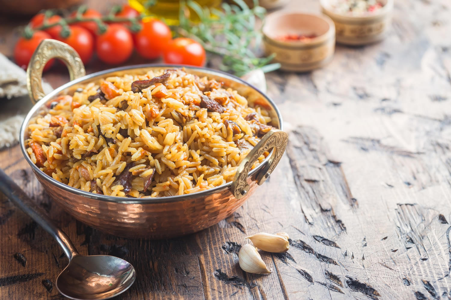 Receta de Arroz Pilaf. Plato tradicional de la cocina hindú.