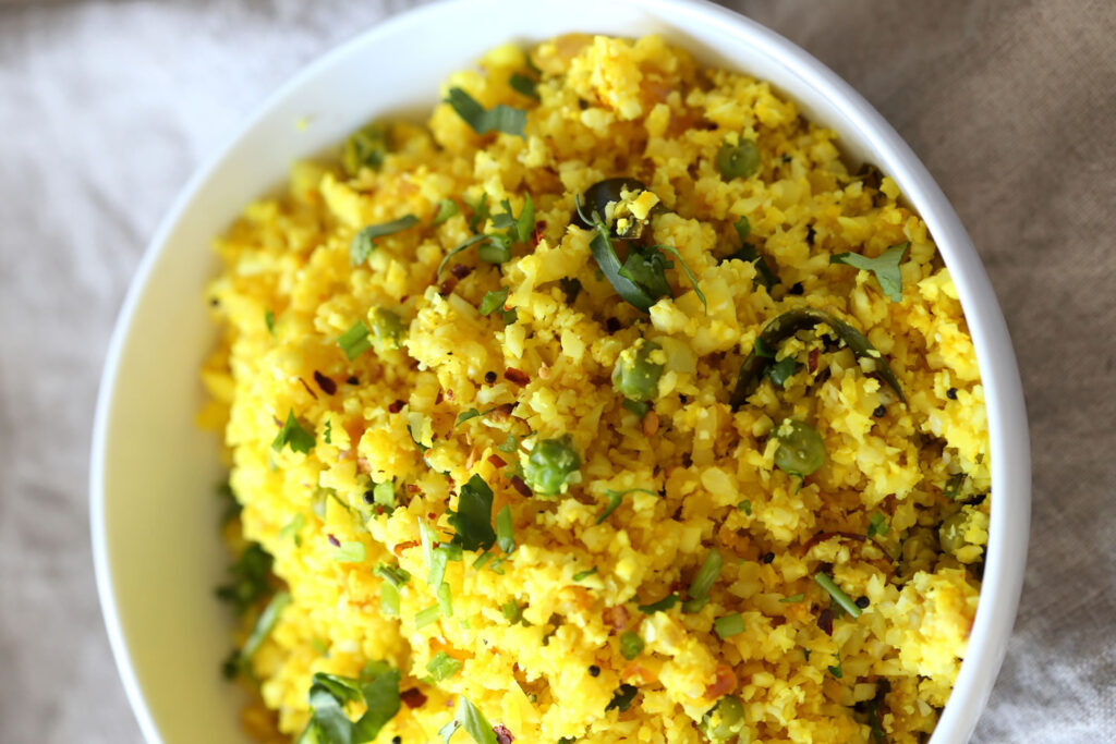 Receta de arroz con cúrcuma y verduras. Un plato muy exótico