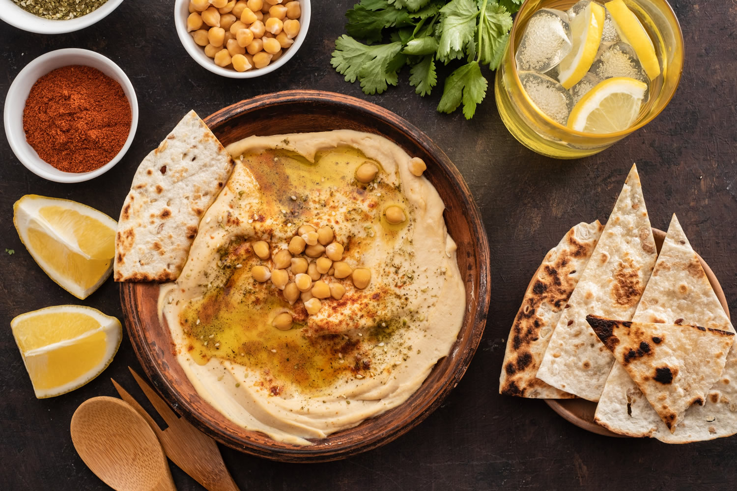 Hummus al Curry con Pan Naan