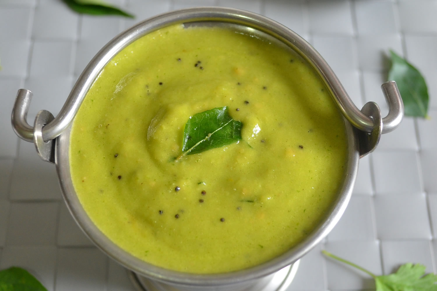 Receta de Chutney de Pimientos Verdes